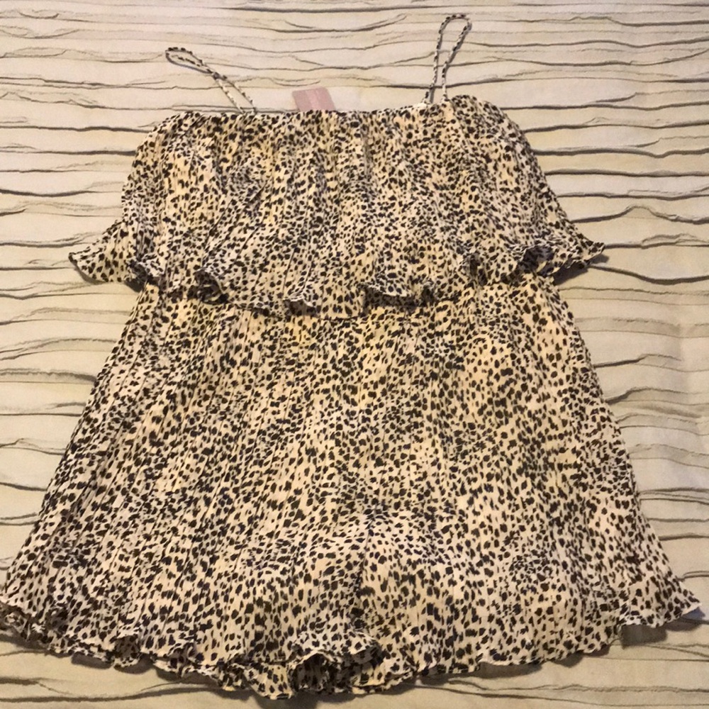 Vestique leopard romper NWT